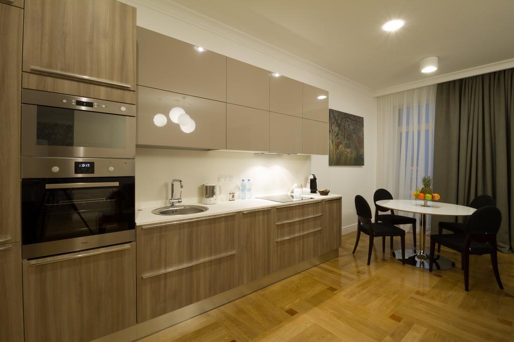 Cityhotel Apartments Kijev Szoba fotó